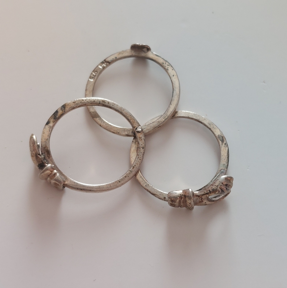 Vtg Rare 925 Sterling Fede Gimmel Clasped Hand Triple Band Bethrothal Ring 7.5 - Picture 2 of 8